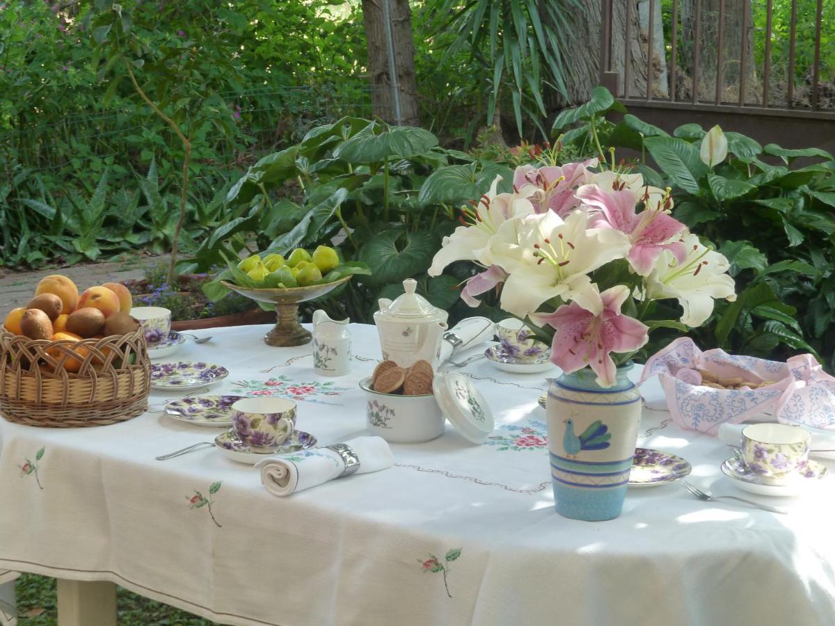 Bb Le Violette Bed & Breakfast Tortoli Exterior photo